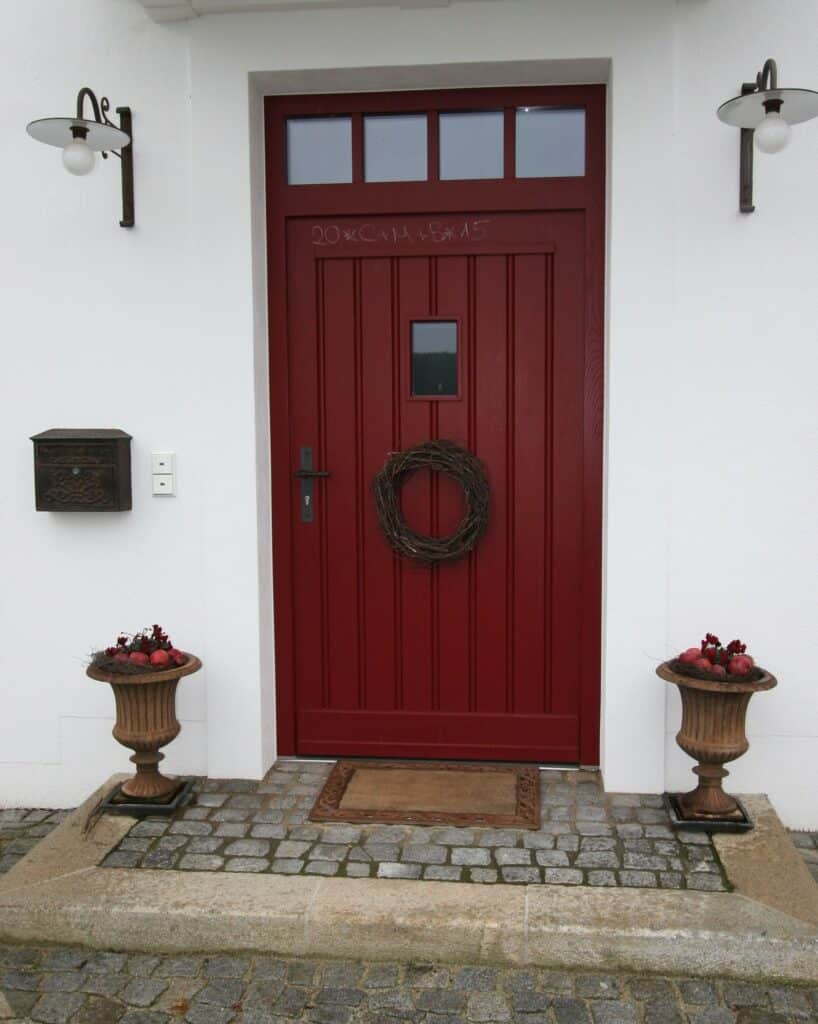 Haustuer Dunkelrot Lackiert - Wimmer Schreinerei & Einrichtungshof