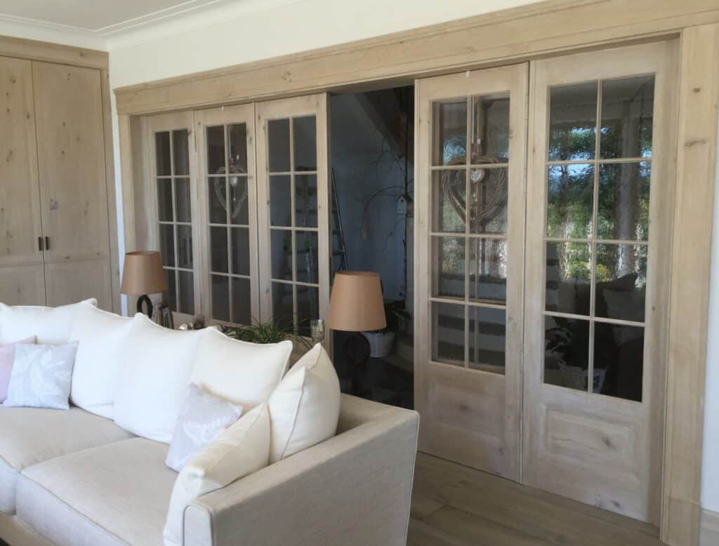 Schiebetuer Mit Glas Elementen - Wimmer Schreinerei & Einrichtungshof